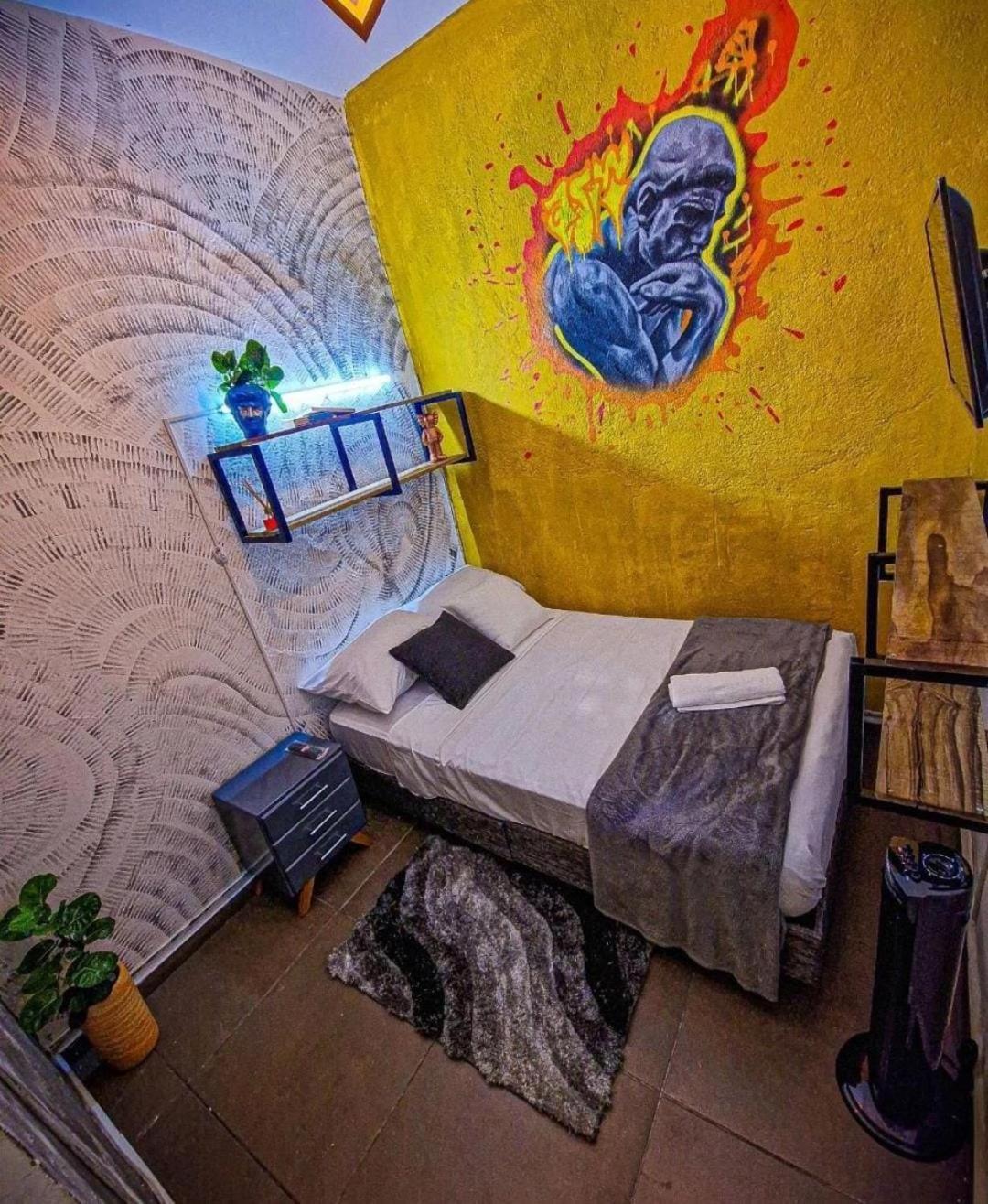 Urban Hostal Bar บูการามังกา ห้อง รูปภาพ